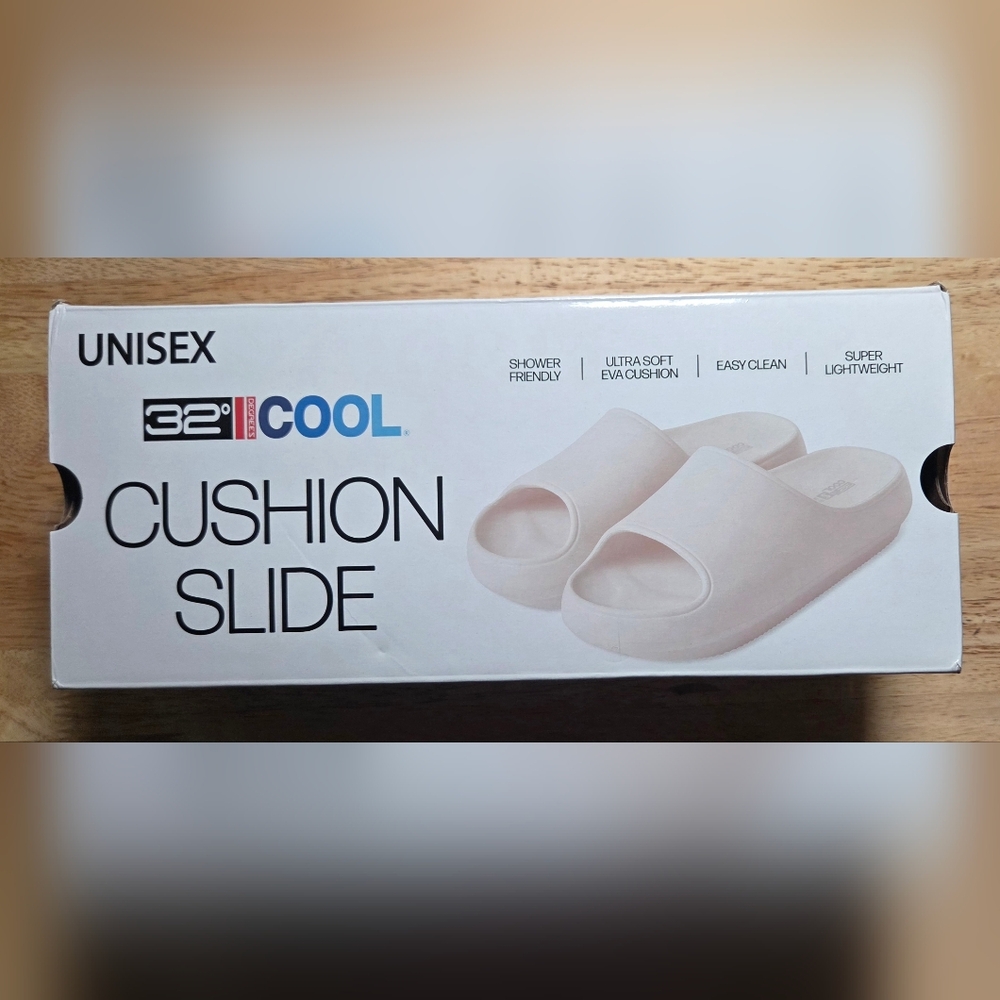32 Degrees Cool White Cushion Slide Unisex W9-10 M7-9